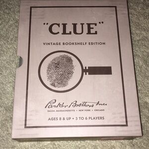 WS Game Company Collection of Vintage Bookshelf Board Games - Clue